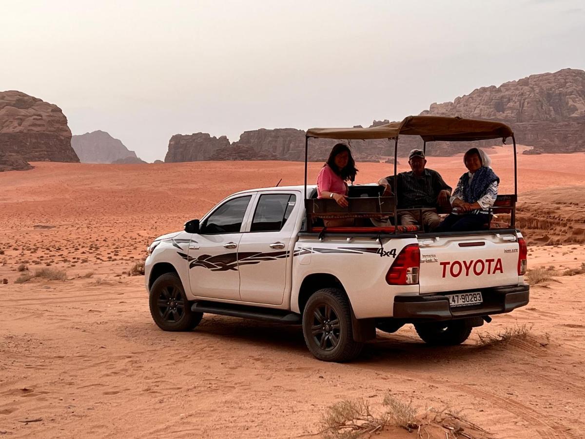 Wadi Rum Sky Tours & Camp エクステリア 写真