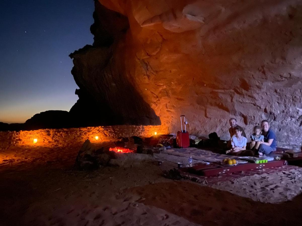Wadi Rum Sky Tours & Camp エクステリア 写真