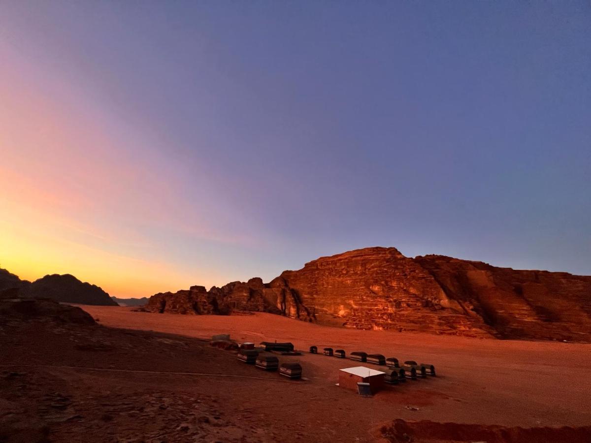 Wadi Rum Sky Tours & Camp エクステリア 写真