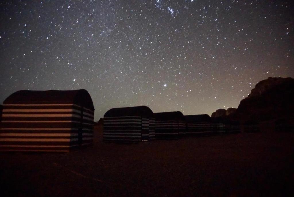 Wadi Rum Sky Tours & Camp エクステリア 写真