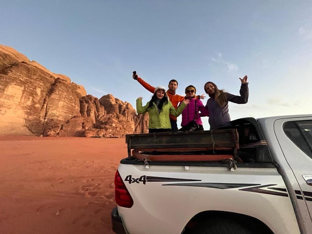 Wadi Rum Sky Tours & Camp エクステリア 写真