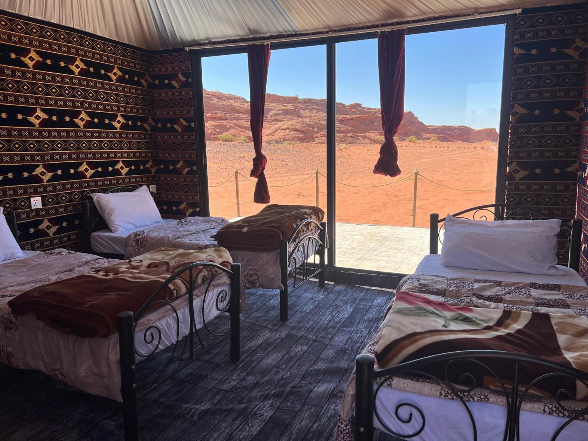 Wadi Rum Sky Tours & Camp エクステリア 写真