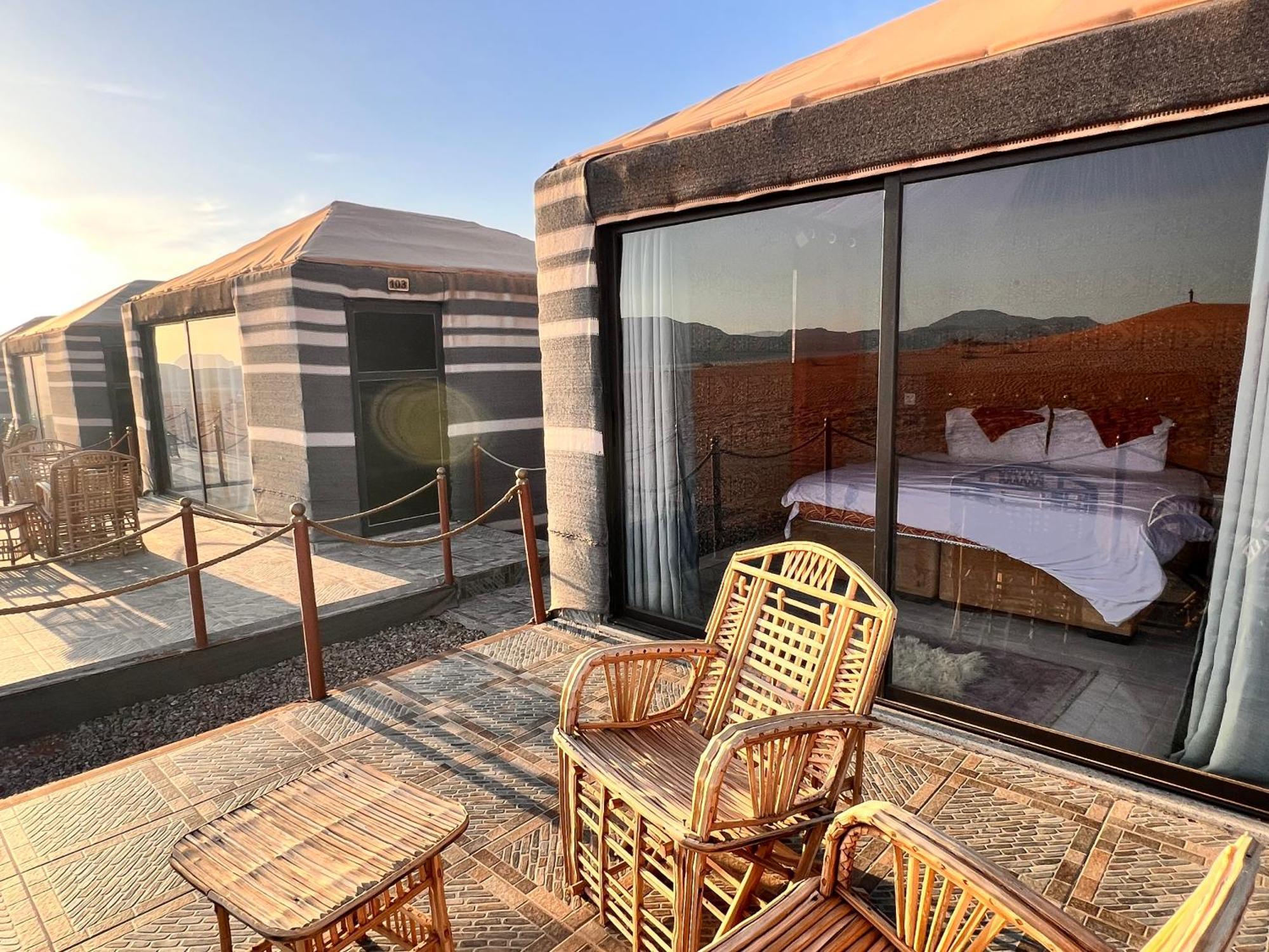 Wadi Rum Sky Tours & Camp エクステリア 写真